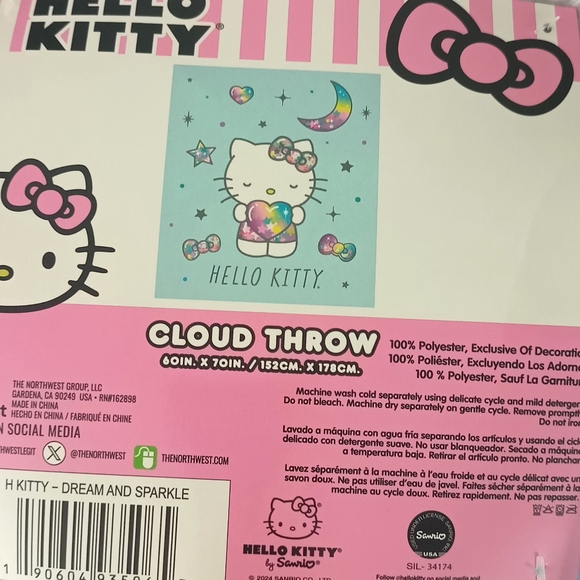 Hello kitty blanket - Picture 6 of 6